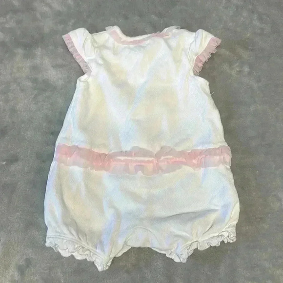 Little Me - NWOT - sleeveless  Romper/Jumpsuit/One piece outfit. Size 9 months - Picture 3 of 3